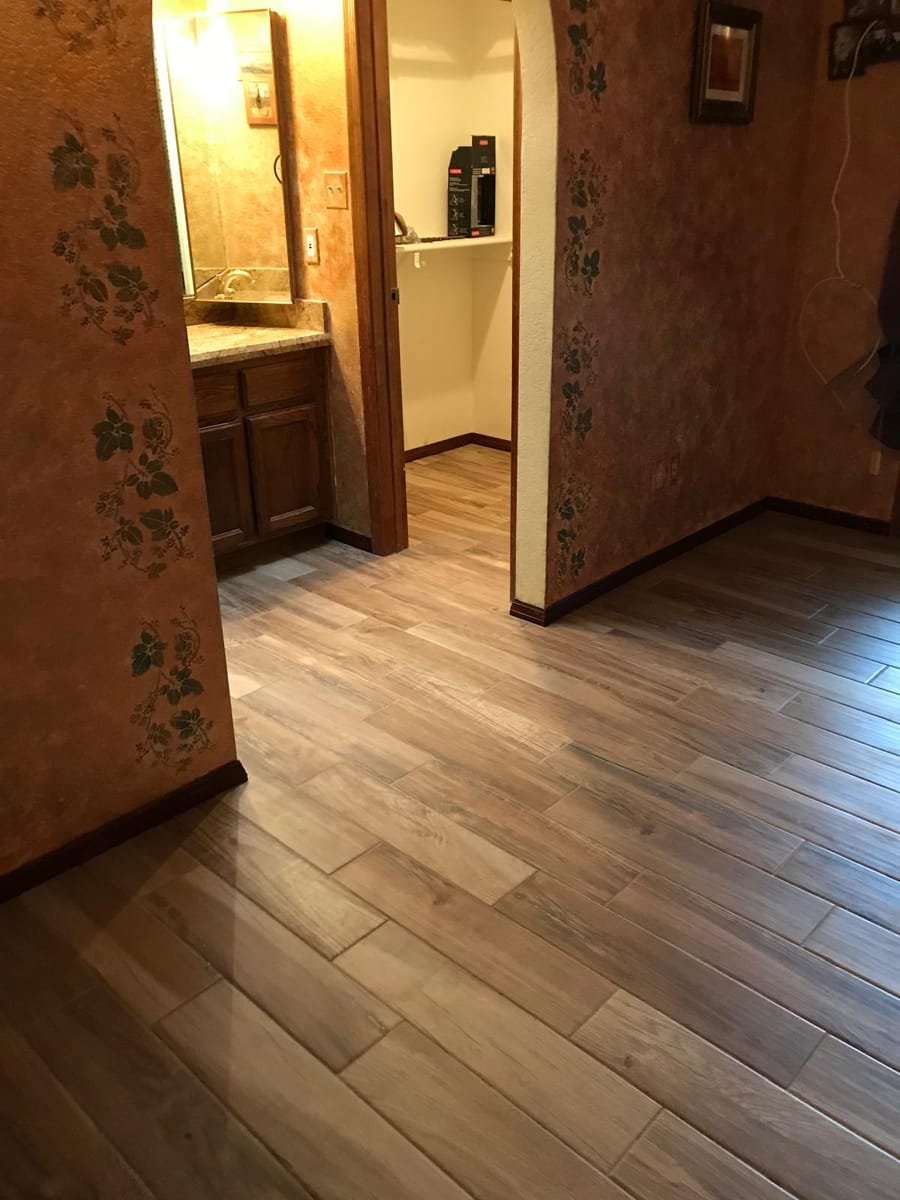 Large Format Floor Tile & Subfloor Leveling
